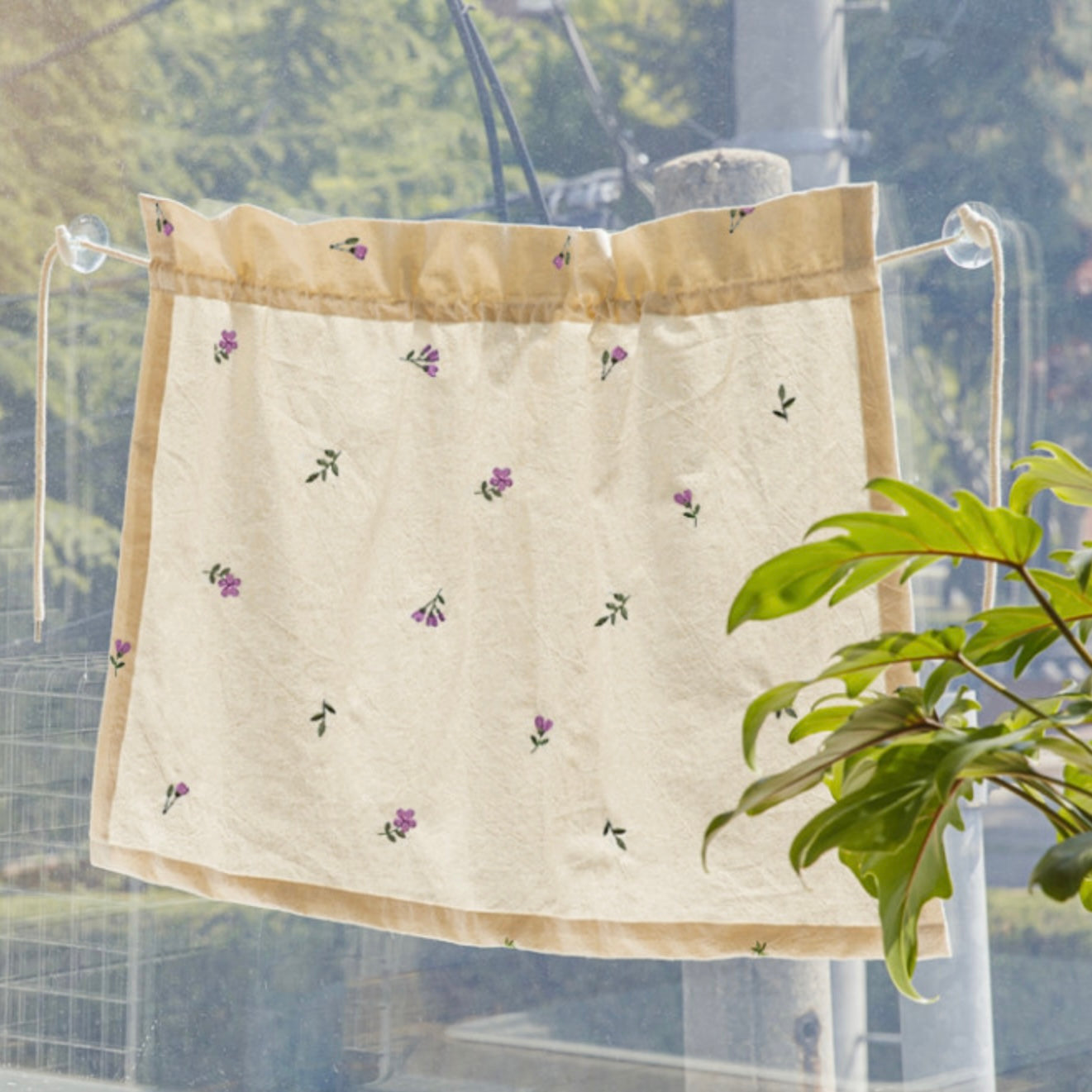 Embroidered Car Window Cover