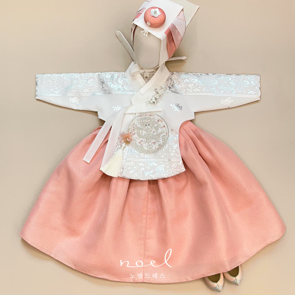 Hye-bin Hanbok in White Floral/Peach