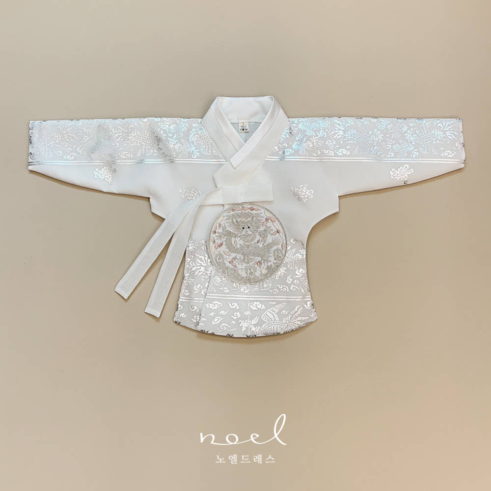 Hye-bin Hanbok in White Floral/Pink