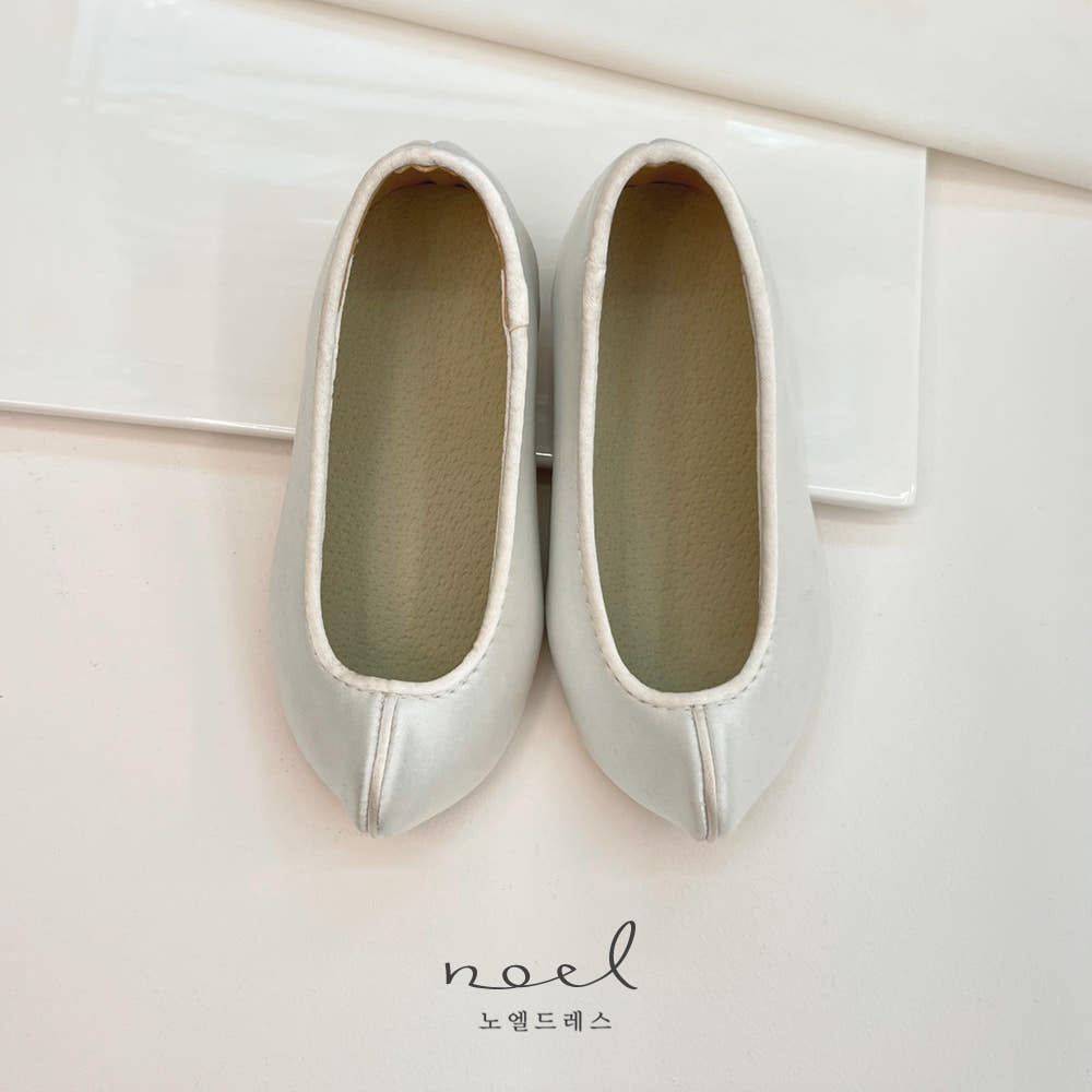Ivory Silk Hanbok Shoes
