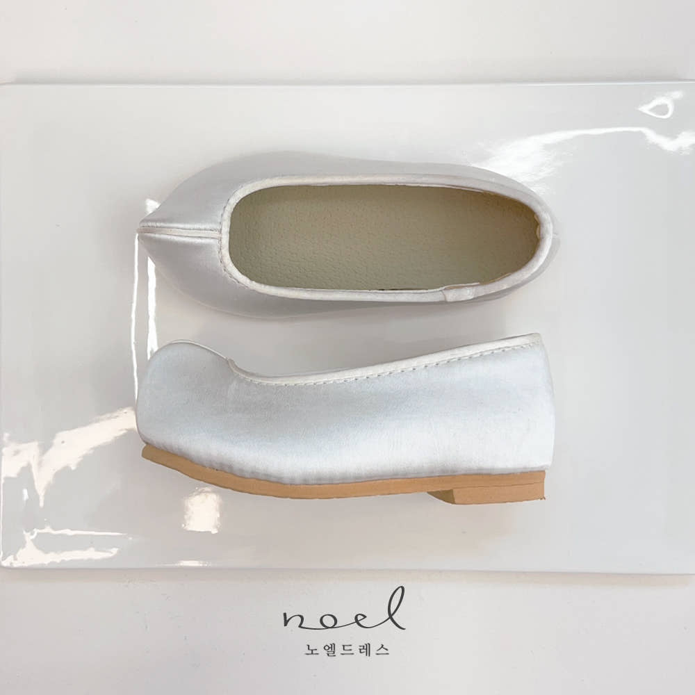 Ivory Silk Hanbok Shoes