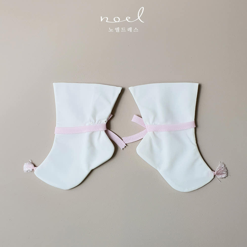 Pink Floral Hanbok Socks