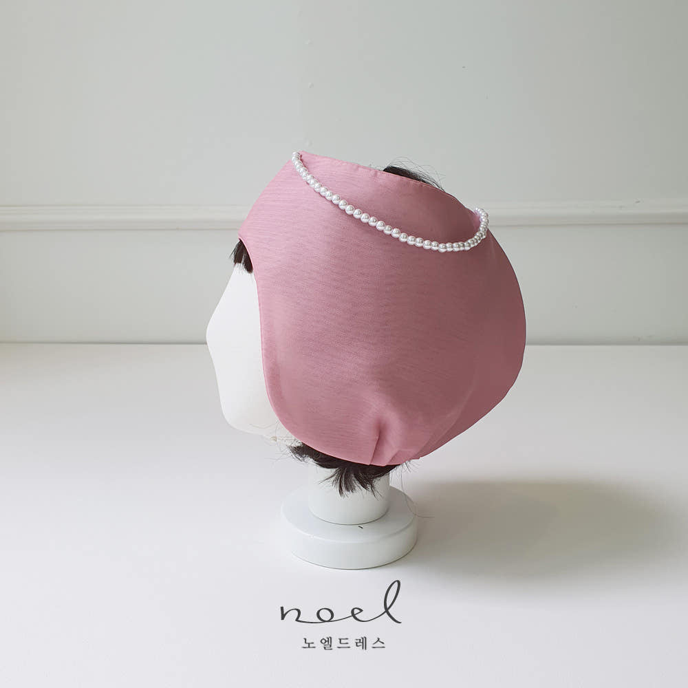 Rose Jobawi Hat