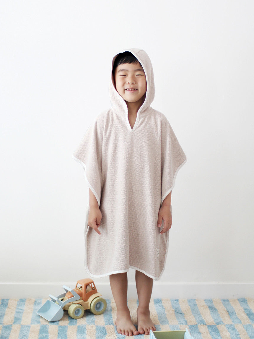 Soabe Hooded Beach Gown