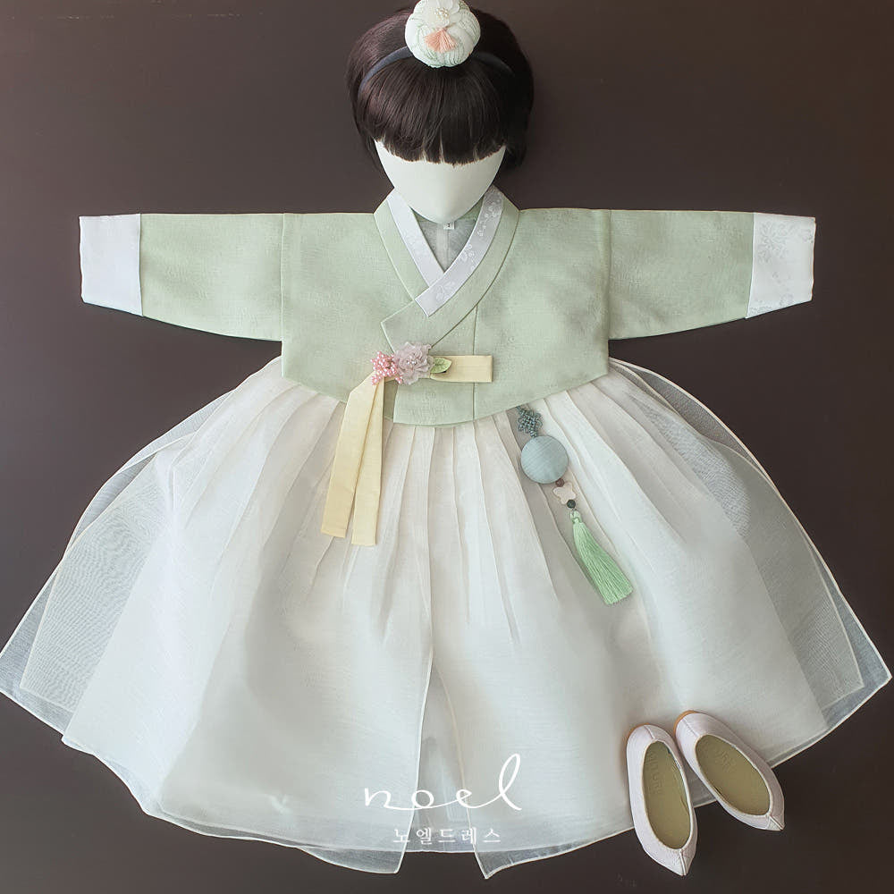 Yeon-Su Classic Hanbok in Light Green/White - (100 Days to 10 Years)