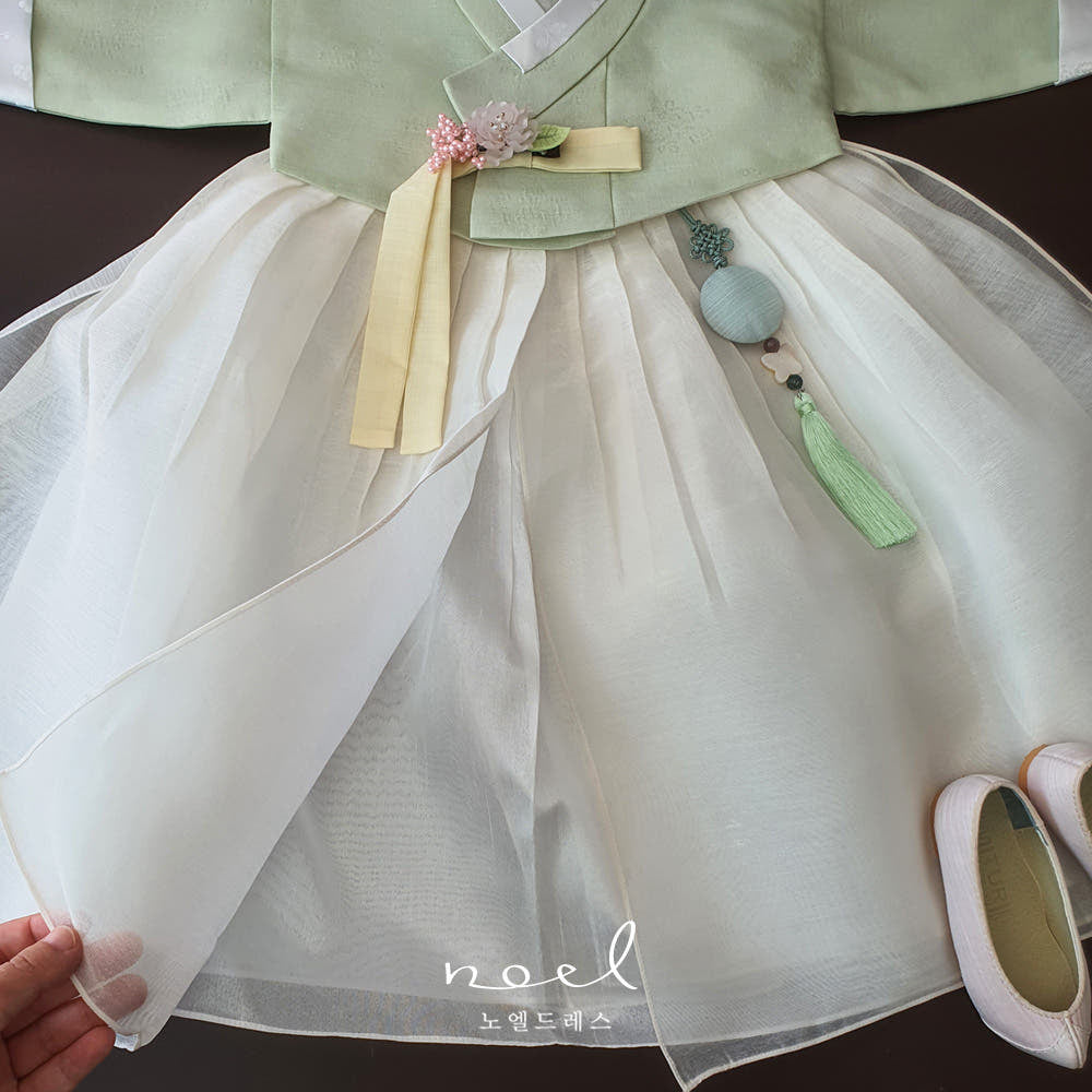 Yeon-Su Classic Hanbok in Light Green/White - (100 Days to 10 Years)