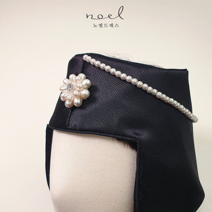 Black Flower Jobawi Hat