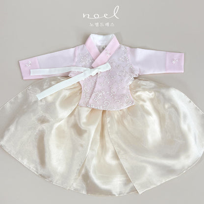 Ella Hanbok in Light Pink