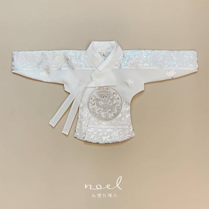 Hye-bin Hanbok in White Floral/Pink