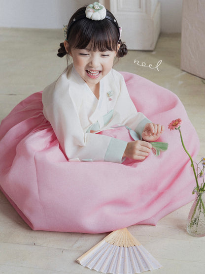 Hee-Sun Classic Hanbok in White/mint - (100 Days to 15 Years)
