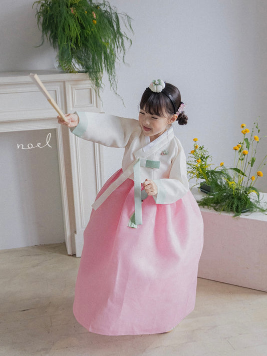 Hee-Sun Classic Hanbok in White/mint - (100 Days to 15 Years)