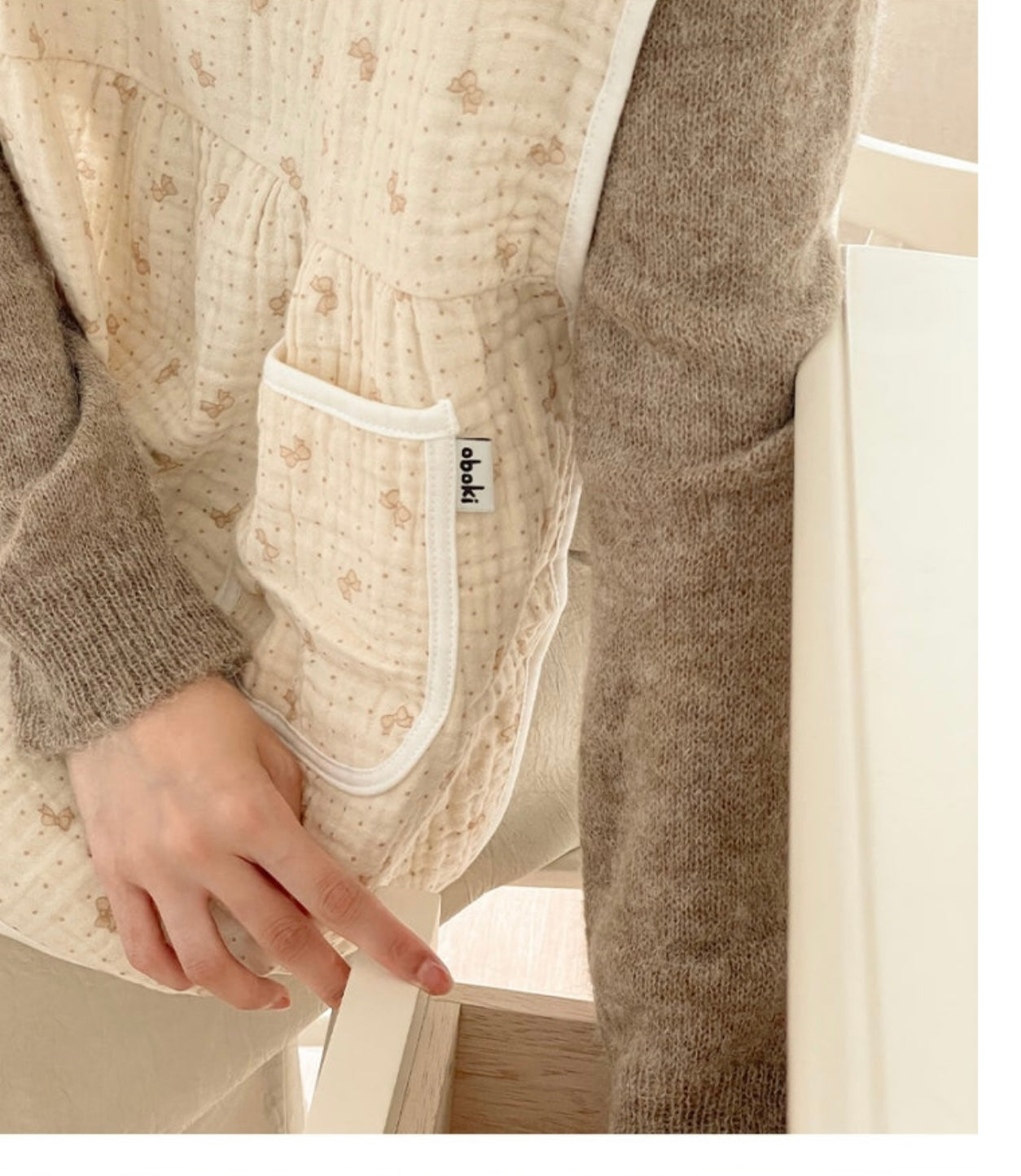 Oboki Signature Long Adult Bib