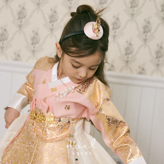 Su-bin Hanbok in Peach/White