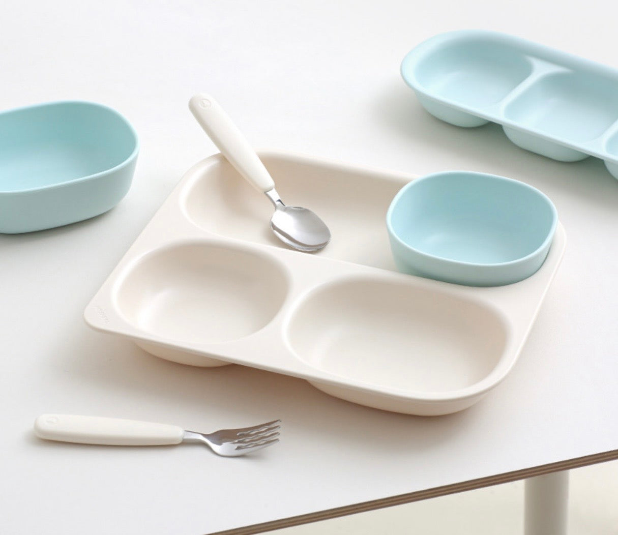 Tackaon Kids 3 Section Side Plate