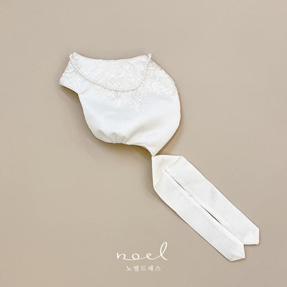 White Floral Jobawi Hat