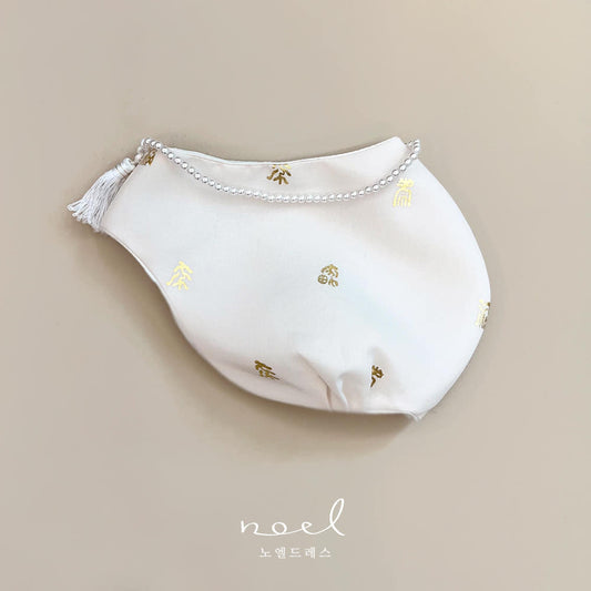 White and Gold Jobawi Hat