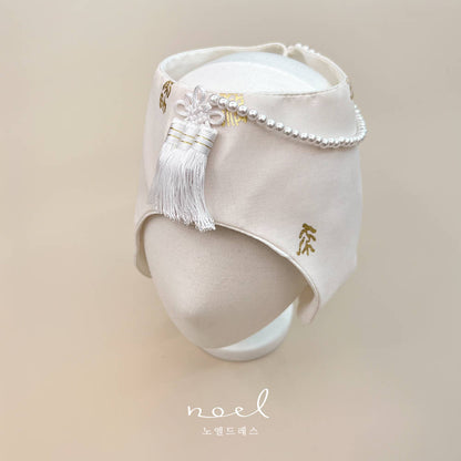 White and Gold Jobawi Hat