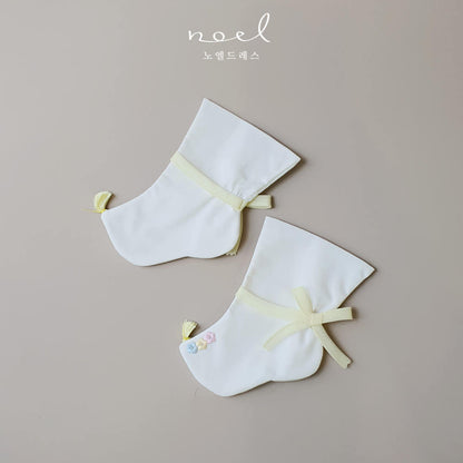 Yellow Floral Hanbok Socks