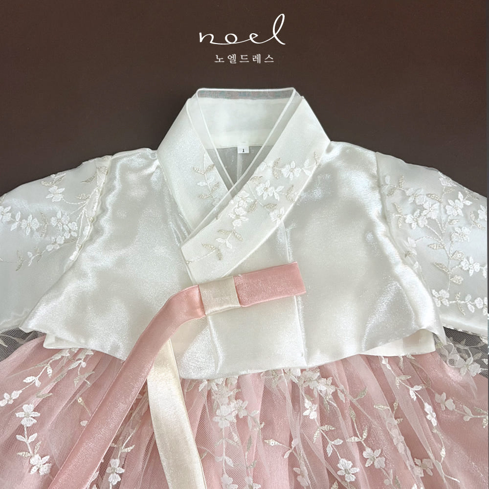 Yu-hee Lace Hanbok in White/Pink - (1 Year - 12 Years)