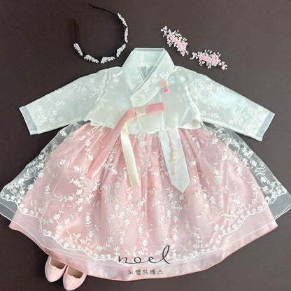 Yu-hee Lace Hanbok in White/Pink - (1 Year - 12 Years)